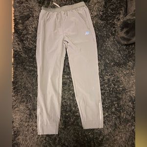 Mens new balance sweatpants size medium
